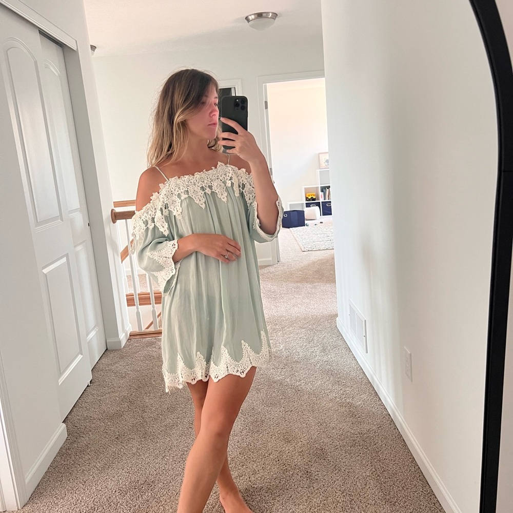 Mini dress - Picture 2 of 3